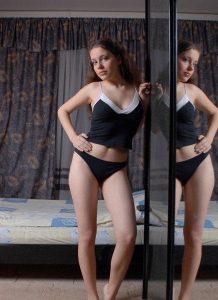 Юлька, 21 год, 3 размер груди